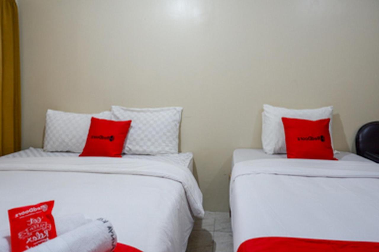 เรดดอร์ซ เนียร์ อาห์หมัด ยานี โมนูเมนต์ พาร์ค คูดัส Hotel Kudus ภายนอก รูปภาพ