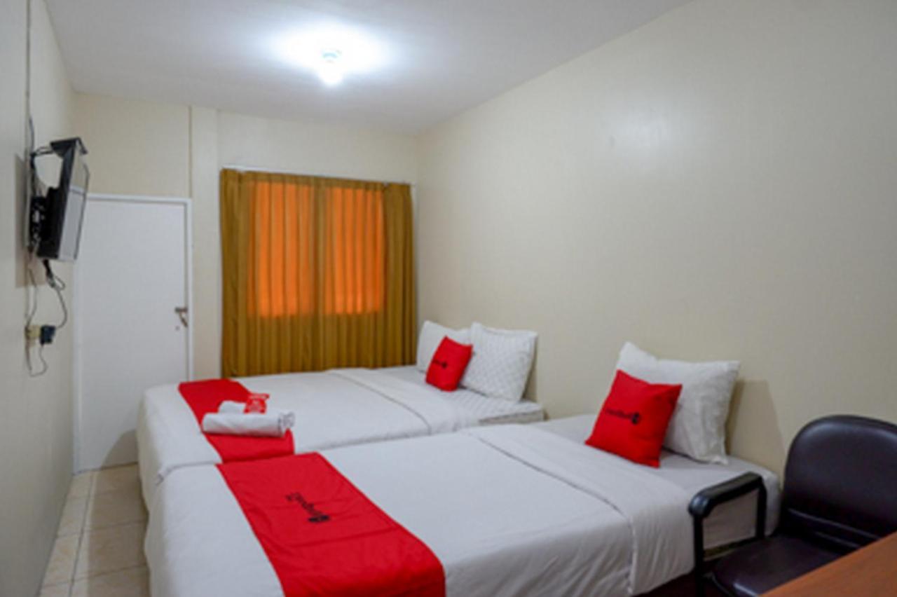 เรดดอร์ซ เนียร์ อาห์หมัด ยานี โมนูเมนต์ พาร์ค คูดัส Hotel Kudus ภายนอก รูปภาพ